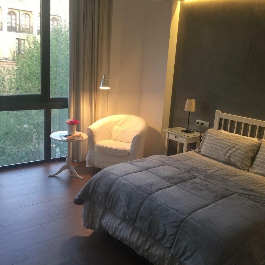 Boulevard Suite Cordova Esterno foto